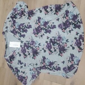 Bloomchic Women's US 22-24 Grey Floral Pocket Tee Shirt